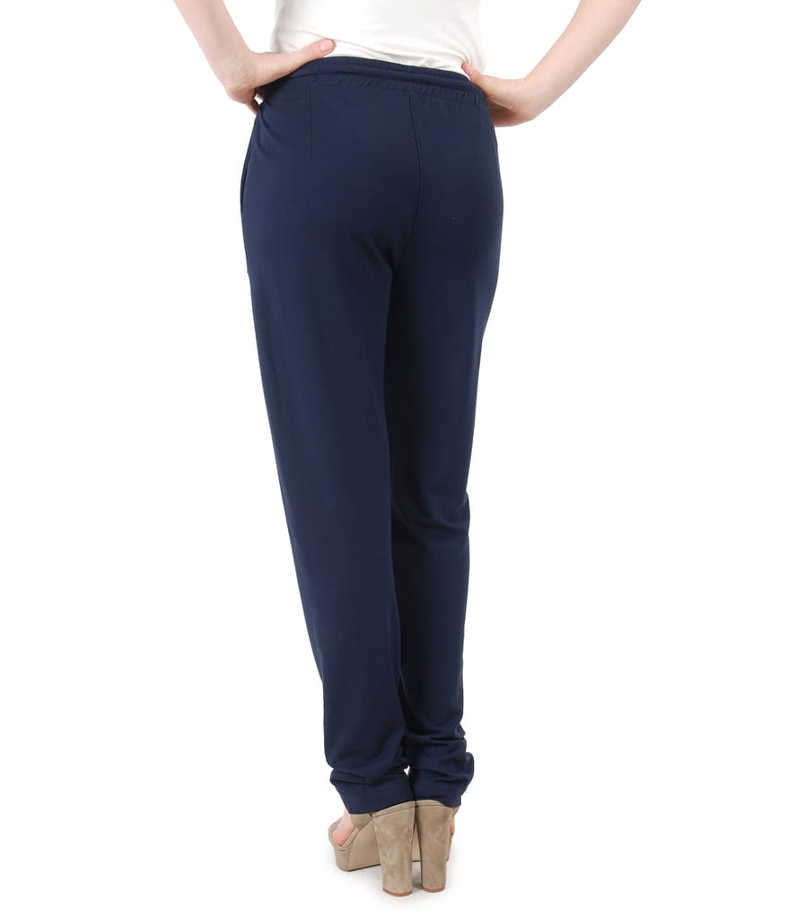 Pantaloni largi cu elastic in talie cu accesorii