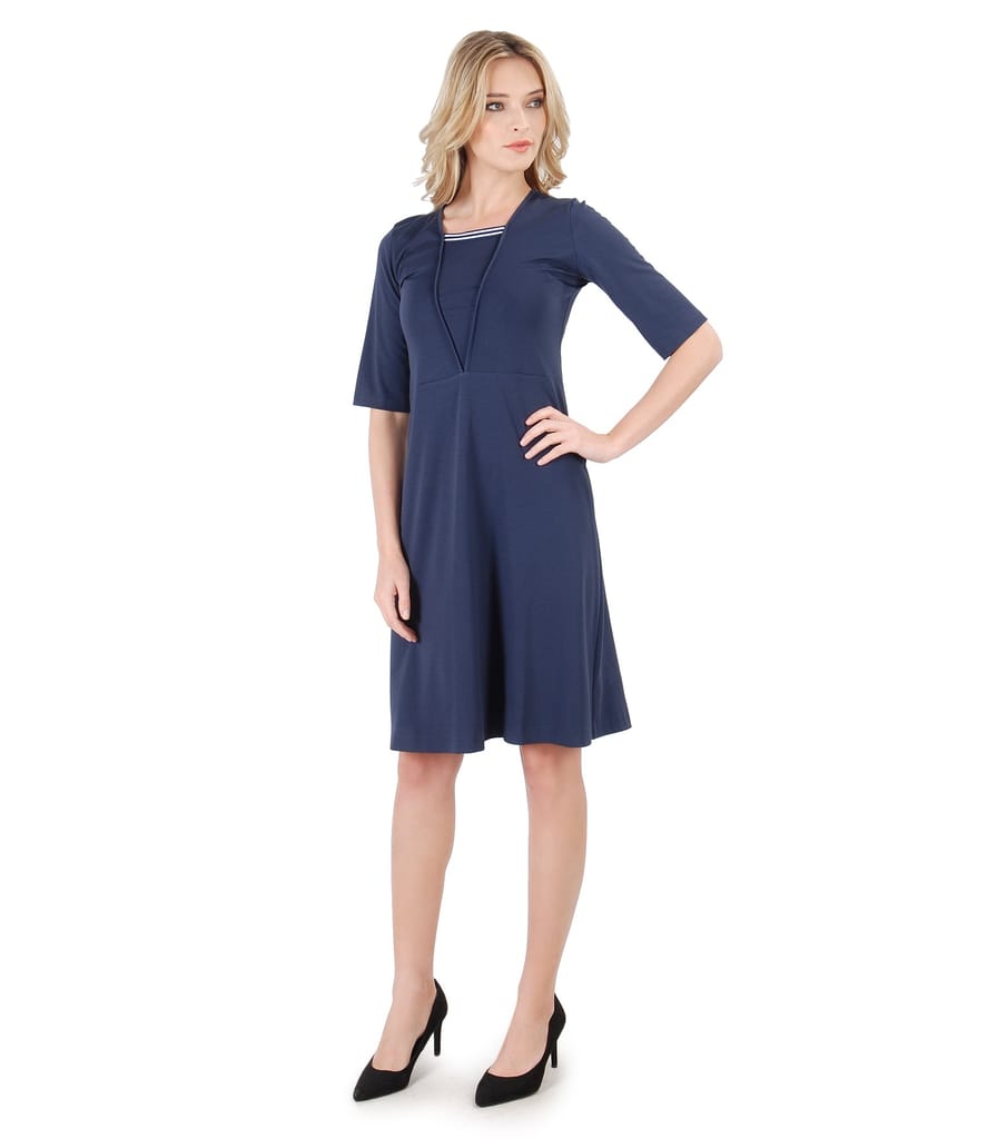 Rochie evazata cu elastic multi-color la decolteu