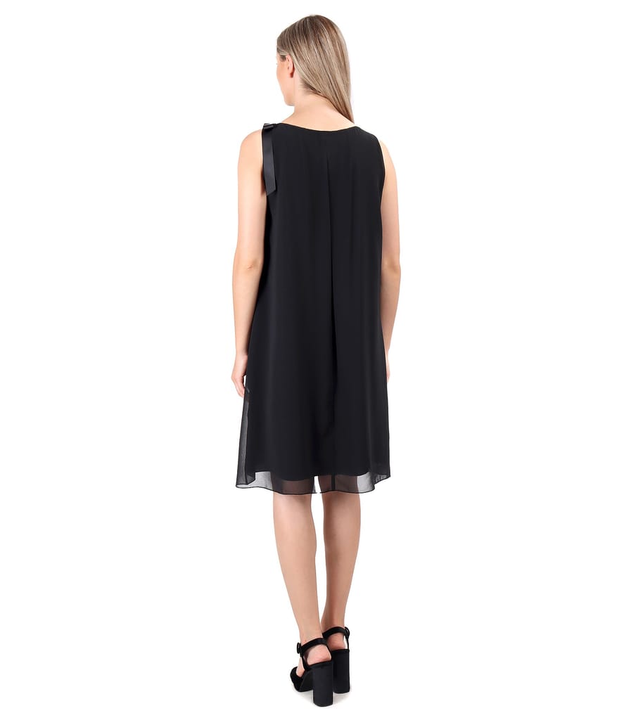 Rochie din voal cu falduri si cristale