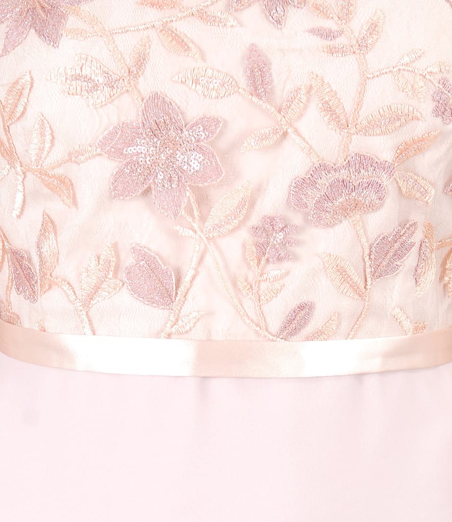 Rochie eleganta cu dantela cu motive florale