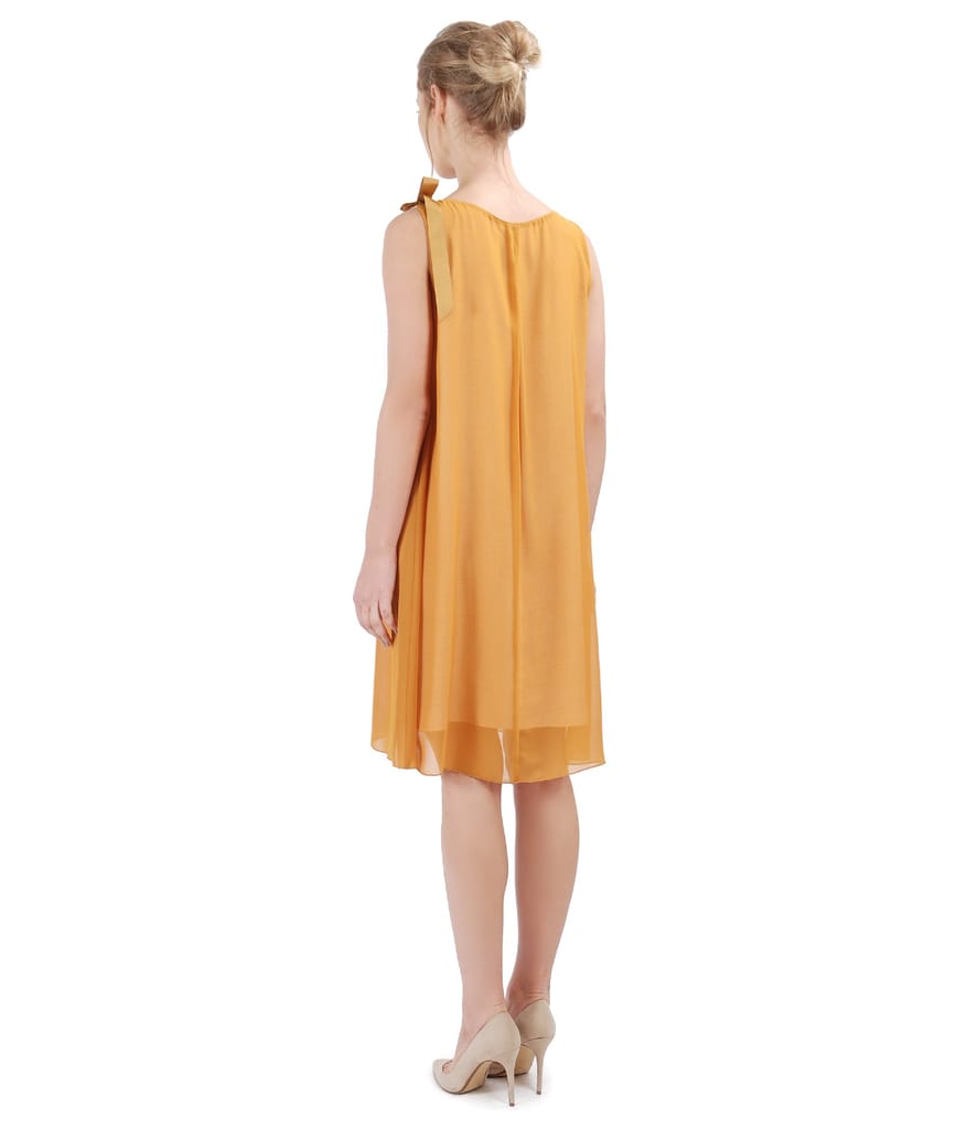 Rochie din voal cu falduri si cristale