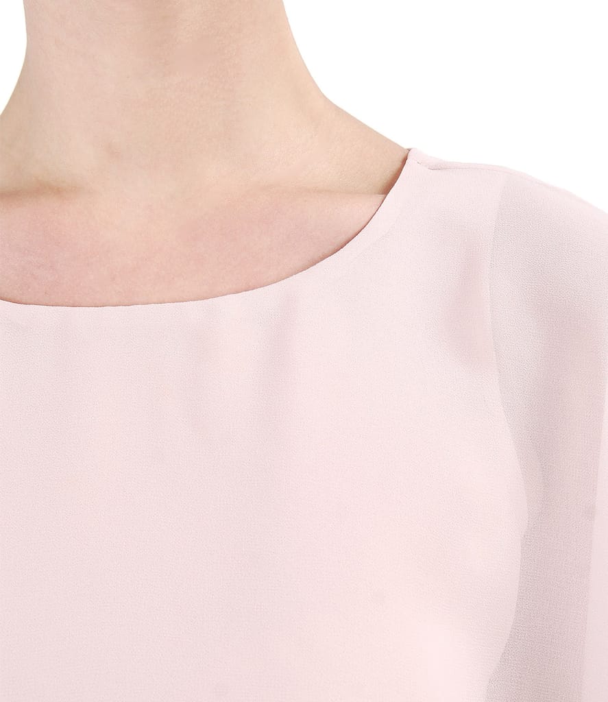 Rochie din viscoza cu pelerina din voal si aplicatie de cristale