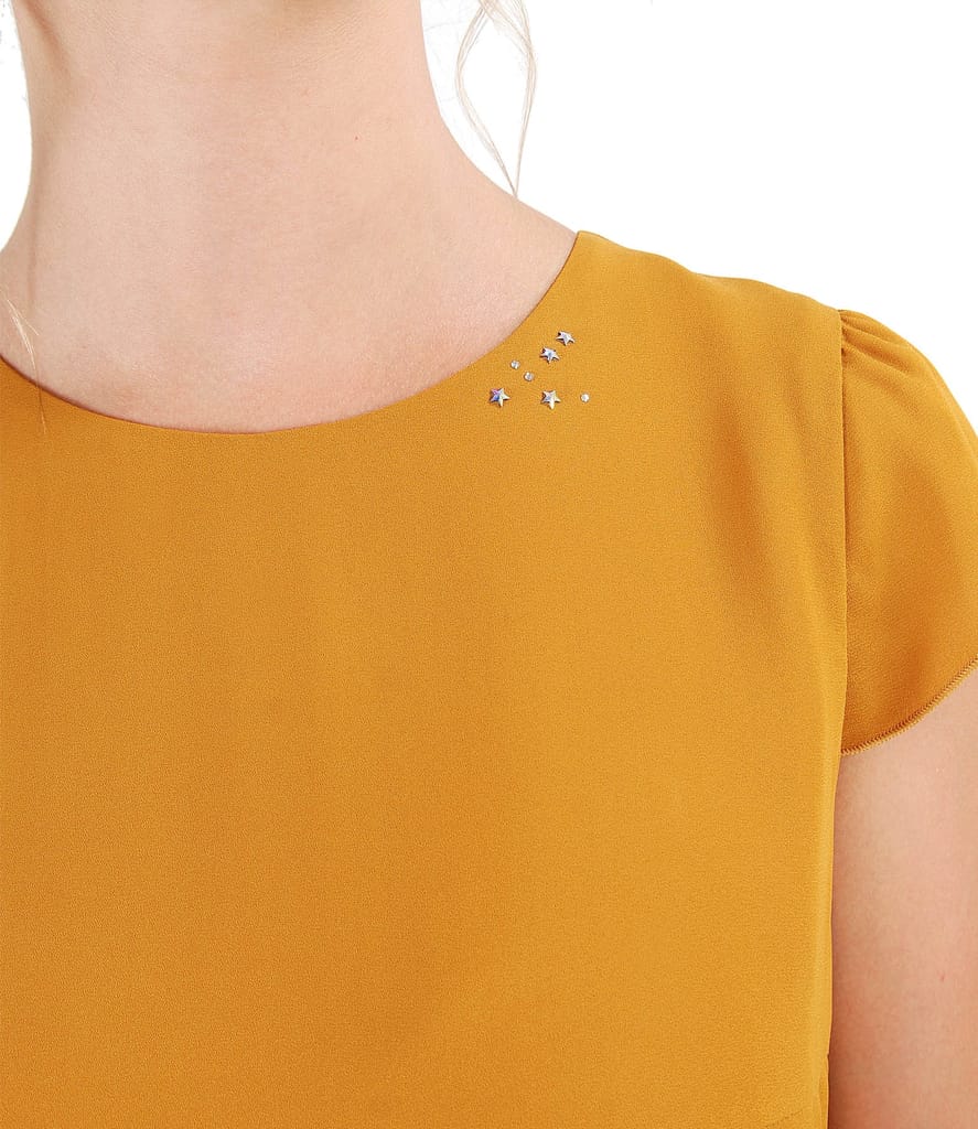 Rochie din voal cu aplicatie de cristale