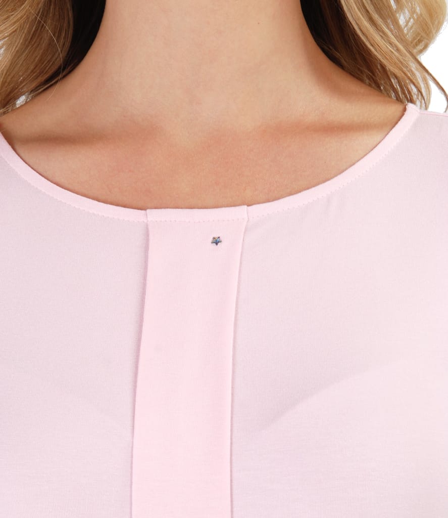 Bluza din jerse elastic cu fald si aplicatie de cristale