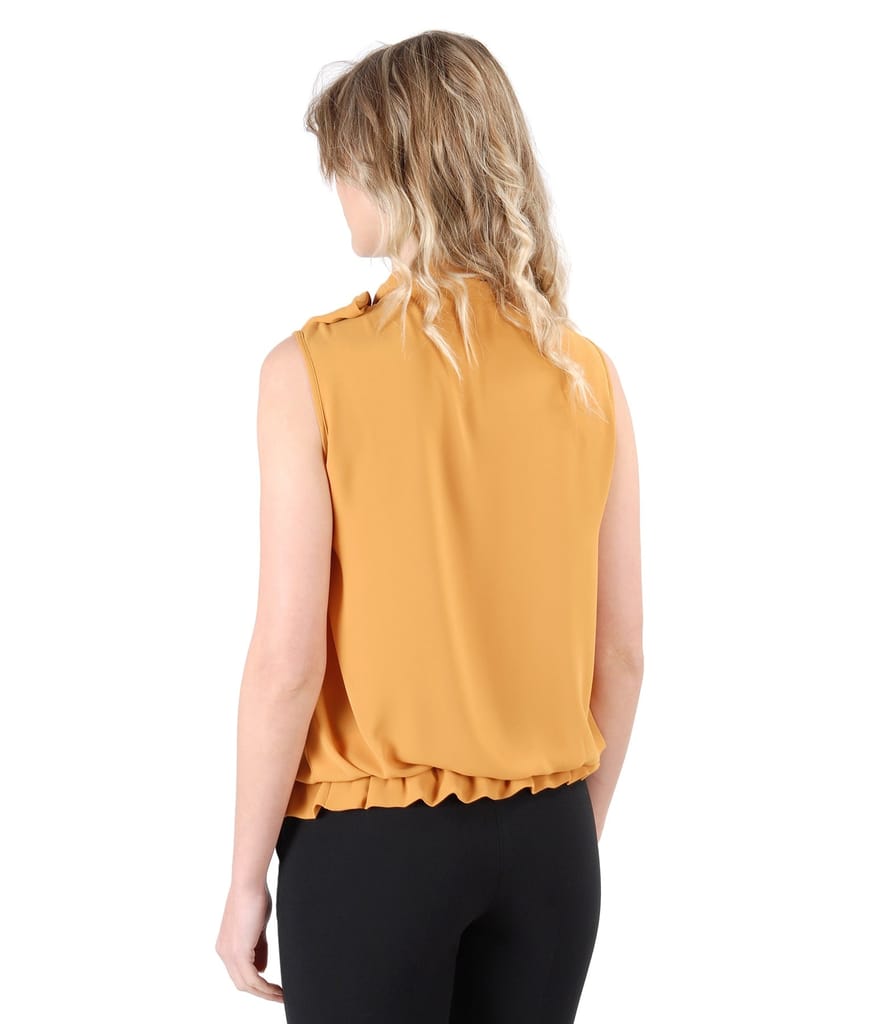 Bluza fara maneci si cu guler gen esarfa