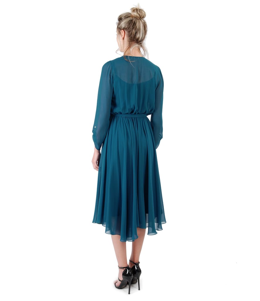 Rochie din voal cu furou din saten si aplicatie de cristale pe maneca