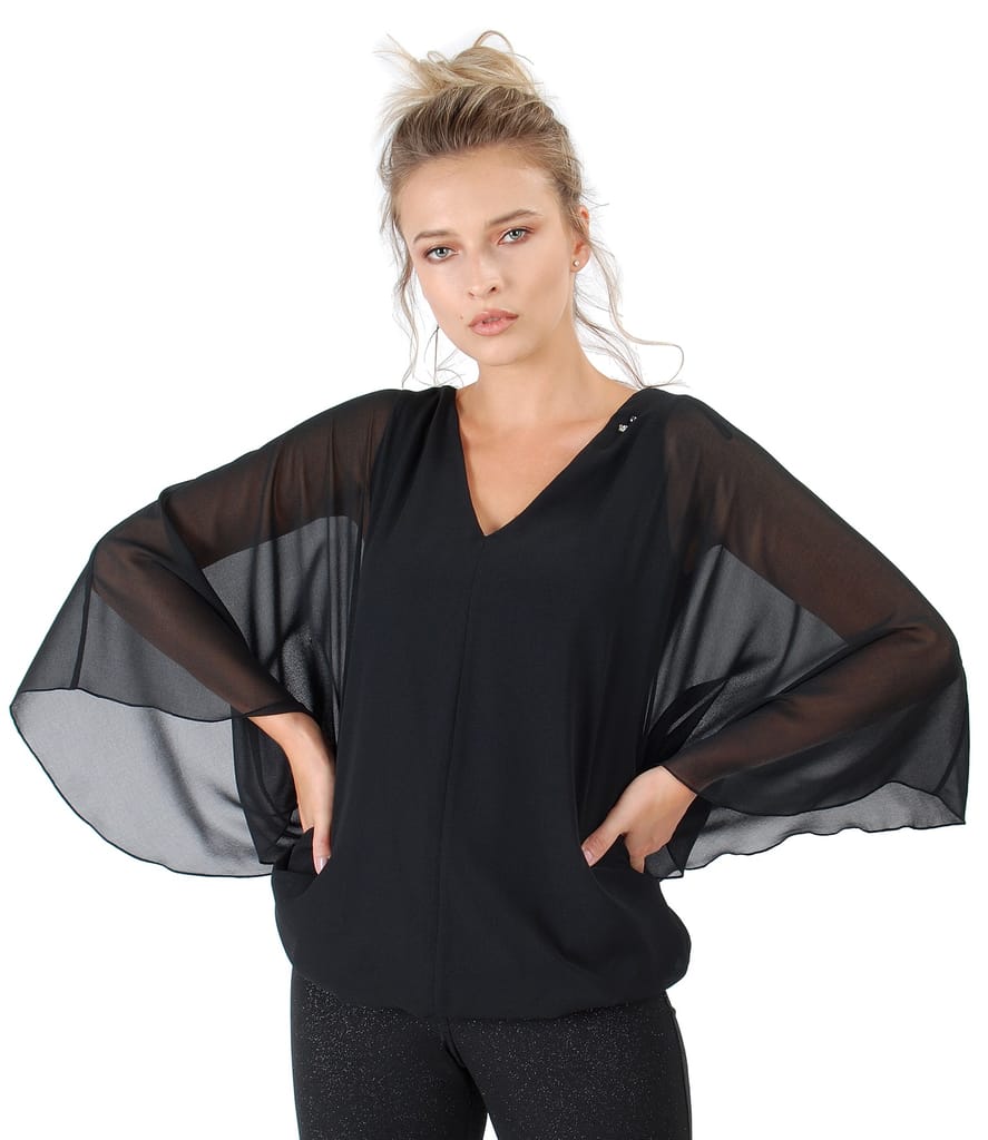 Bluza tip fluture cu aplicatie de cristale la decolteu