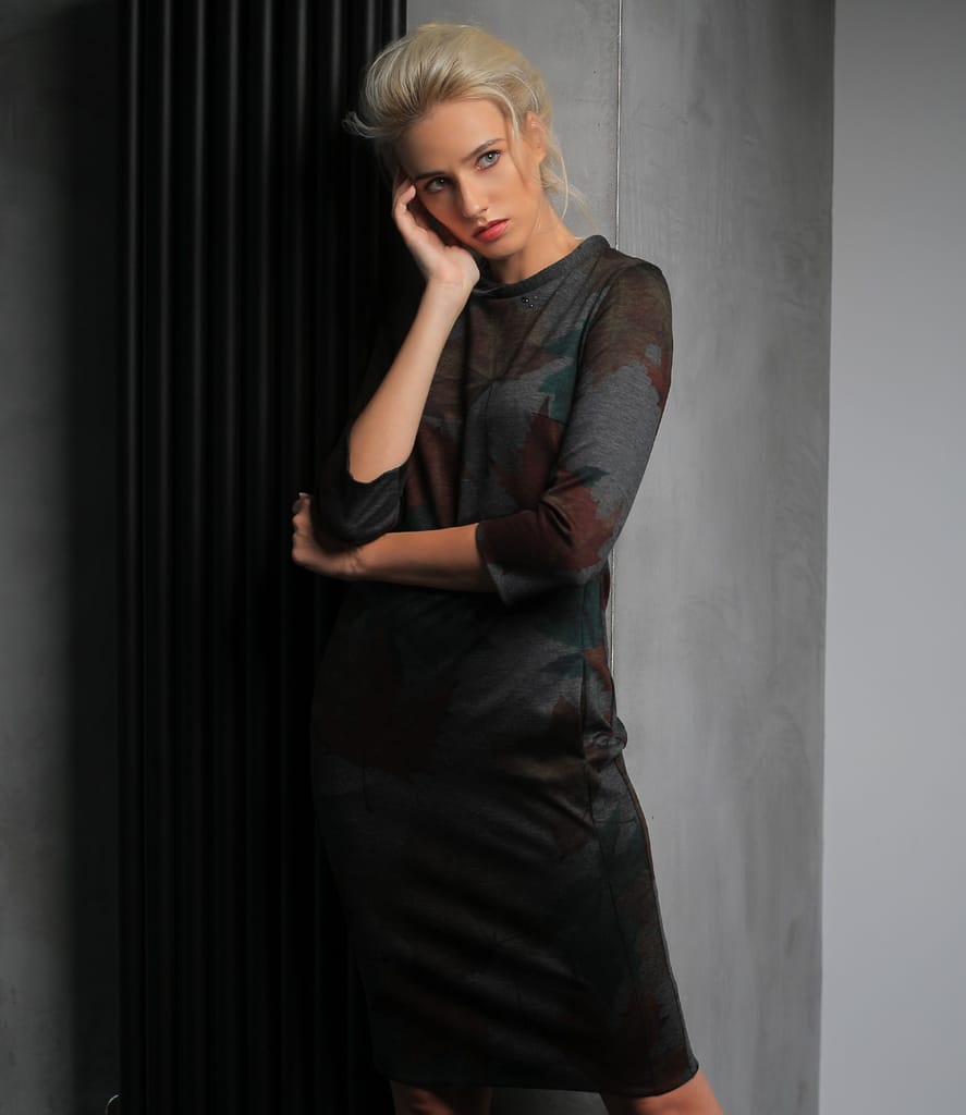 Rochie midi din jerse gros elastic