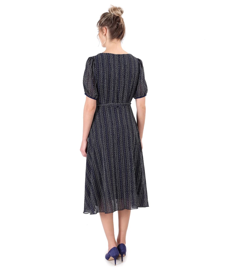 Rochie eleganta din voal imprimat cu dungi