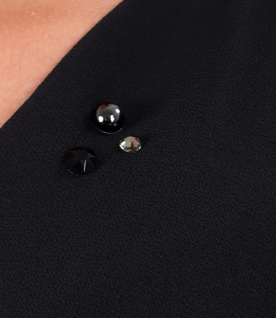 Rochie din voal cu aplicatie de cristale