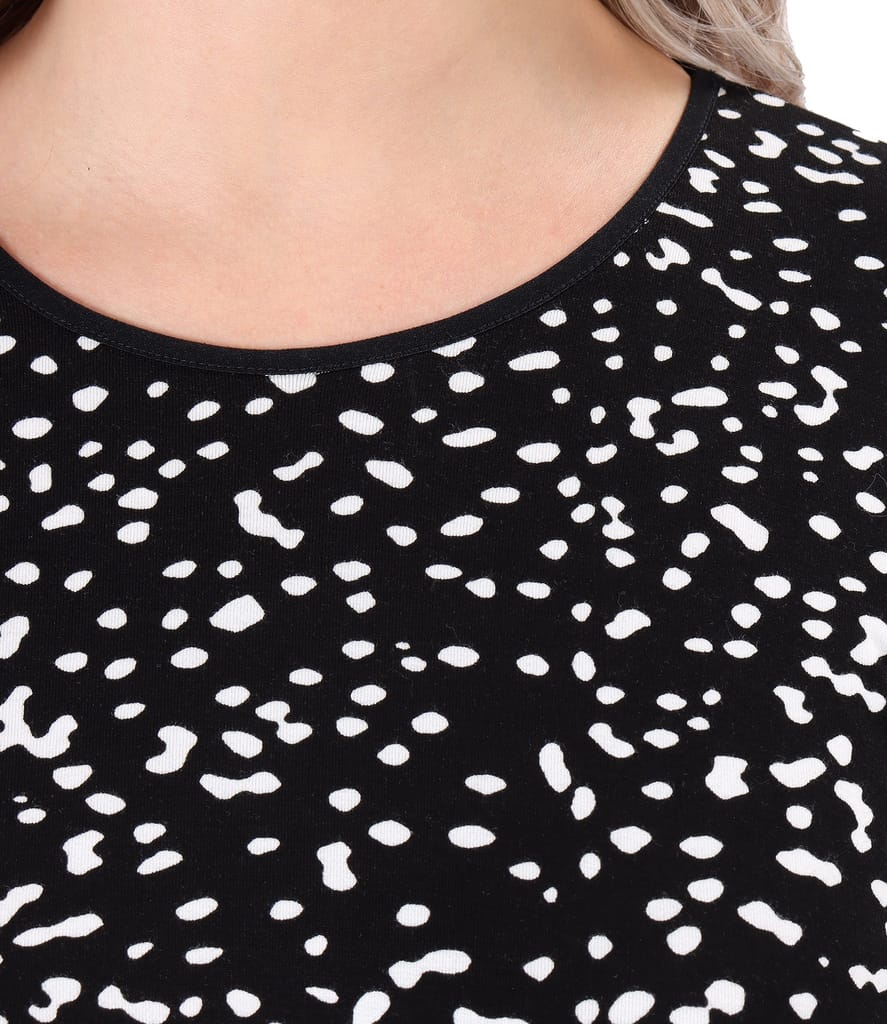 Rochie cu volane din jerse elastic imprimat