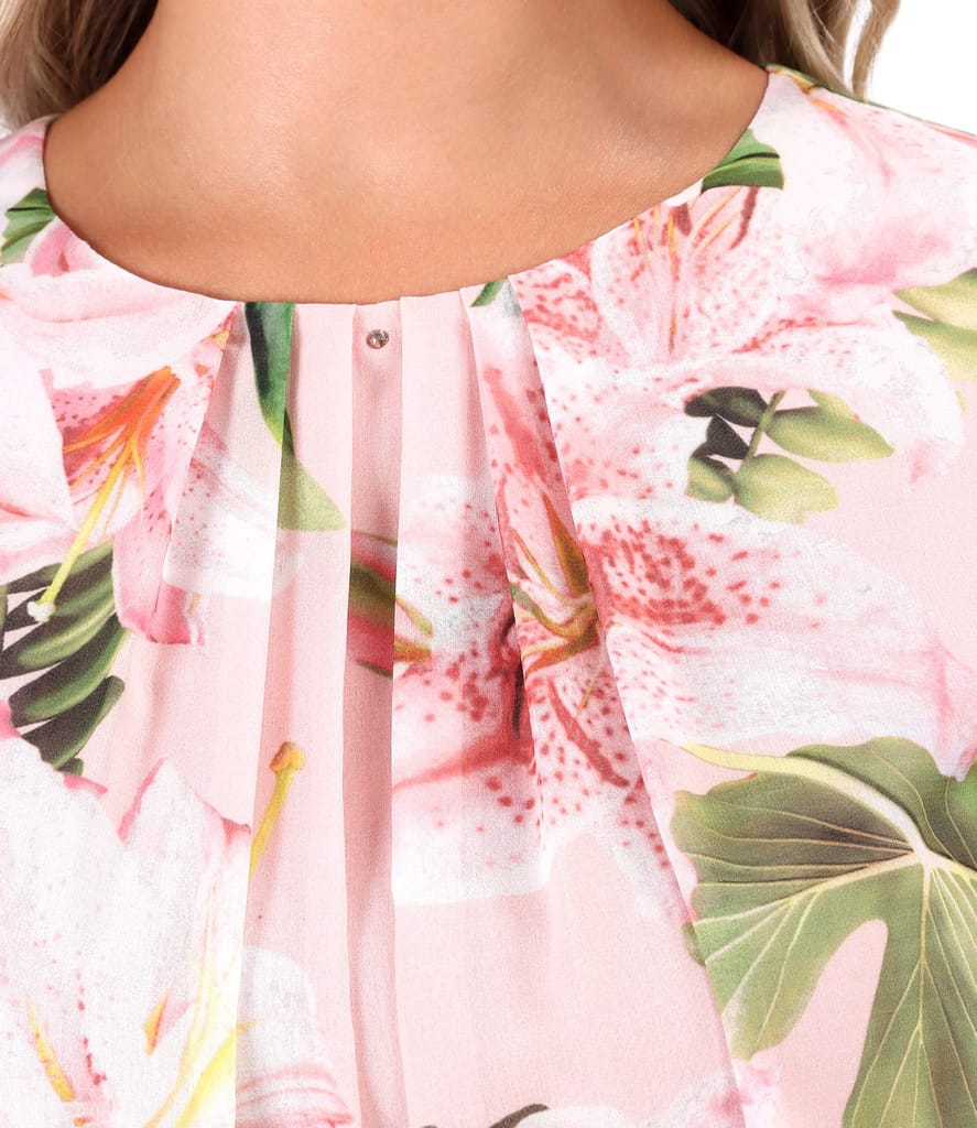 Bluza lejera din voal cu falduri la decolteu