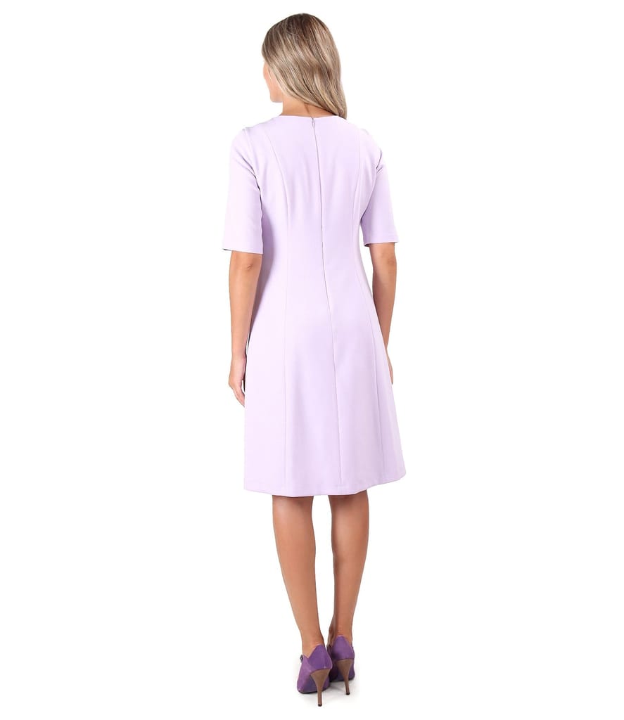 Rochie office evazata cu cusatura decorativa