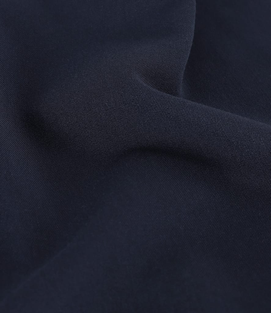 Rochie din stofa elastica decorata cu rips in talie