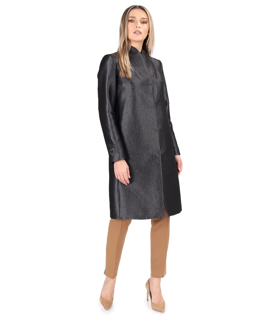 Pardesiu elegant din stofa cu efect lucios