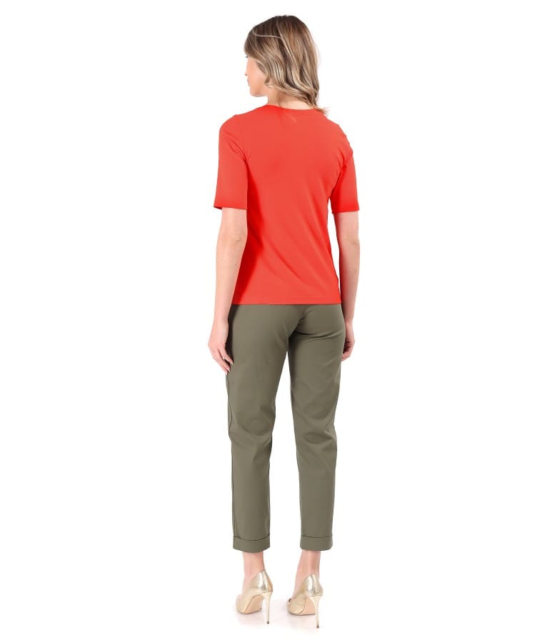 Pantaloni din bumbac elastic cu bluza din jerse