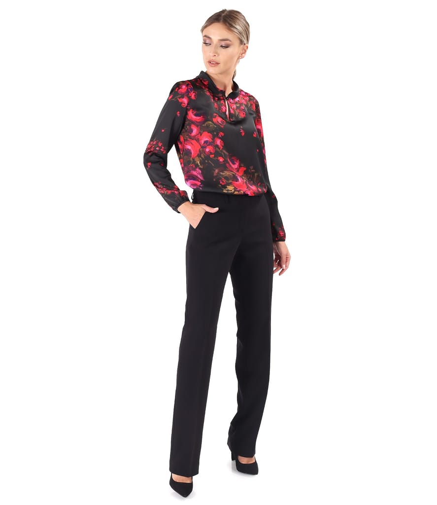Bluza eleganta imprimata cu motive florale