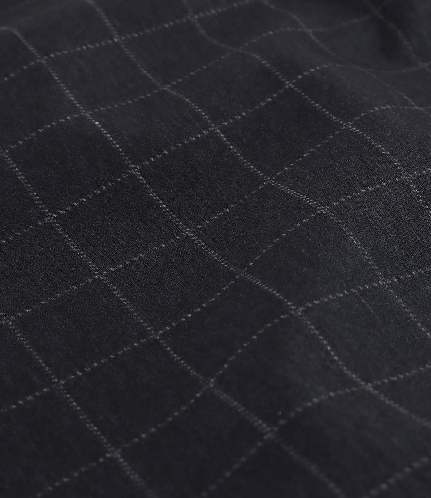 Rochie midi groasa in carouri cu decolteu in V