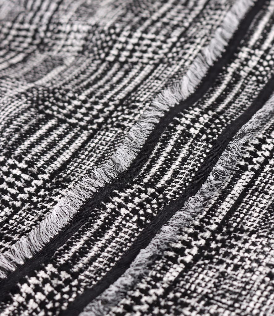 Rochie din stofa texturata in carouri