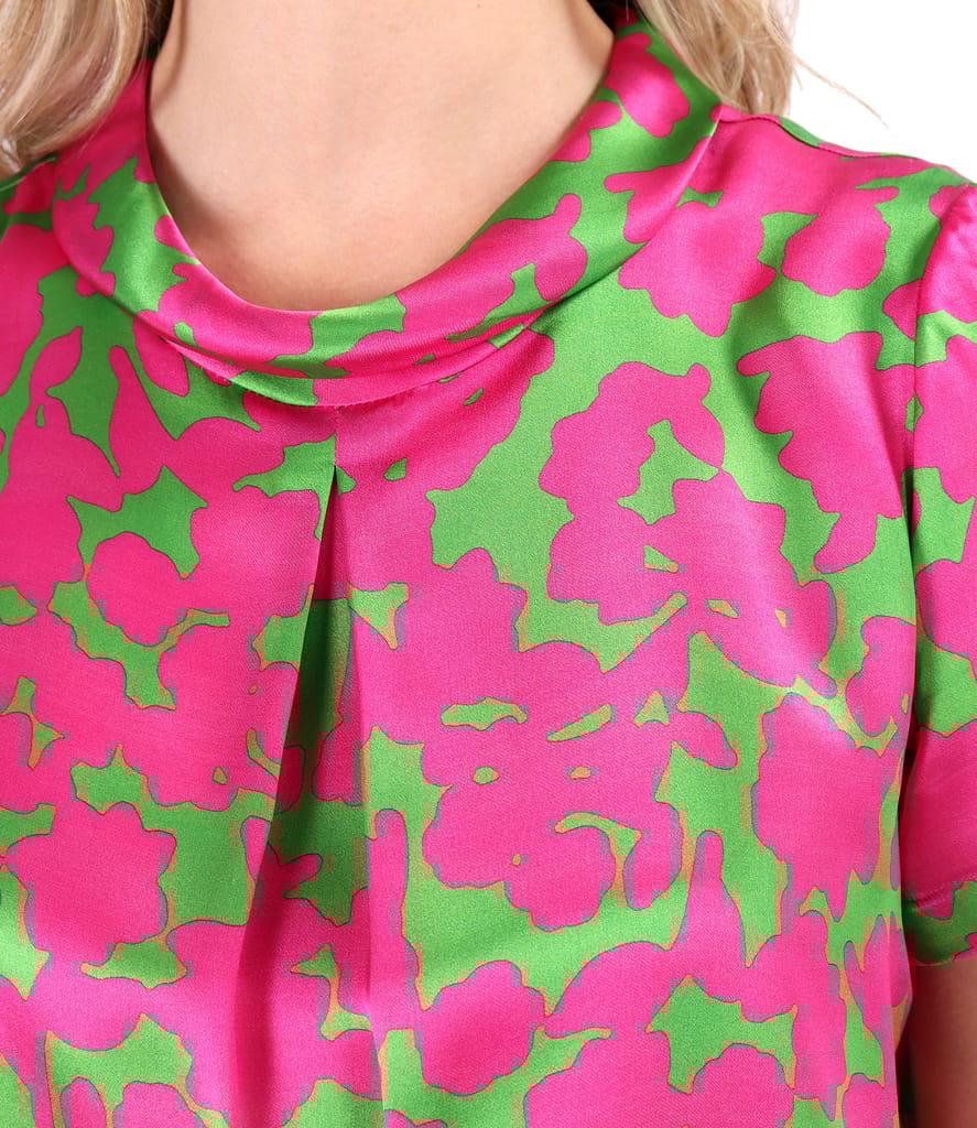 Bluza din matase naturala imprimata digital cu motive florale