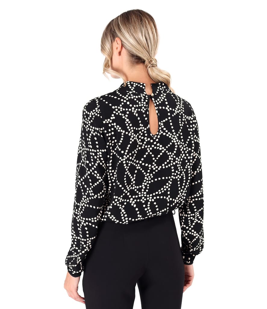 Bluza lejera din viscoza plina imprimata cu motive geometrice si cu perle la decolteu