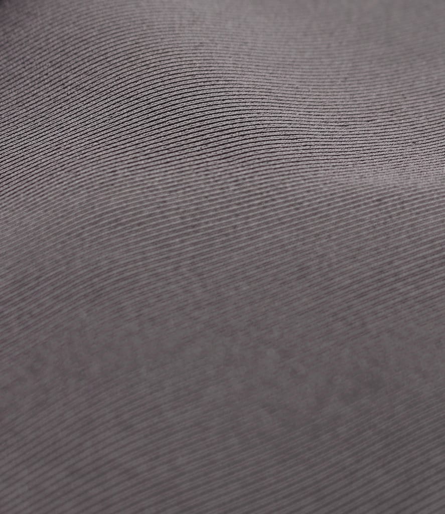 Jacheta eleganta din stofa texturata cu brosa detasabila la decolteu