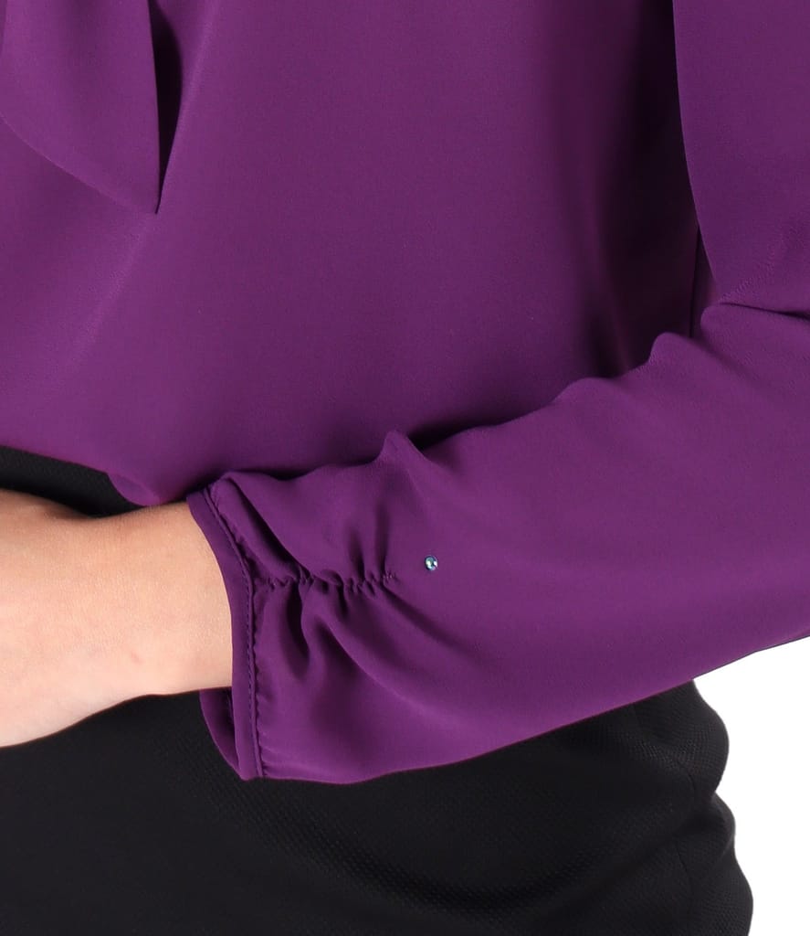 Bluza cu maneci lungi si guler tip esarfa