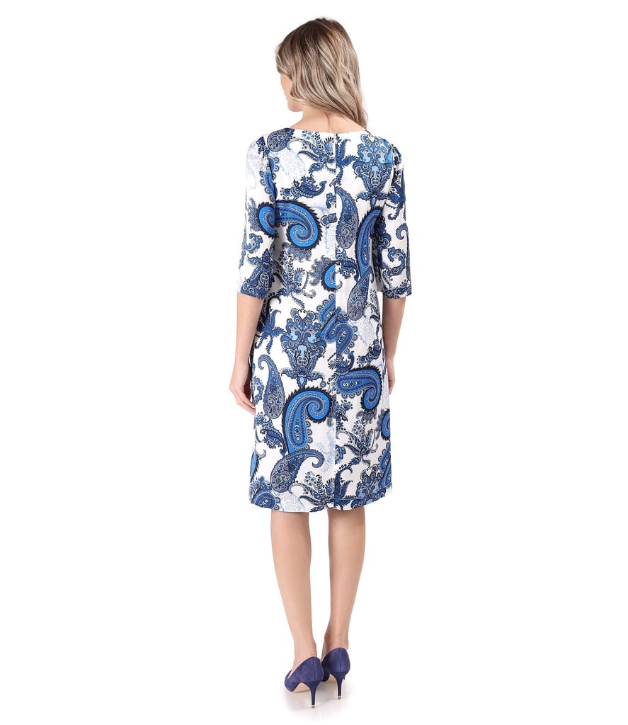 Rochie eleganta si lejera din satin de viscoza imprimata cu motive paisley