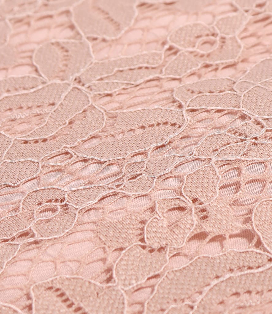 Rochie din dantela plina cu motive florale