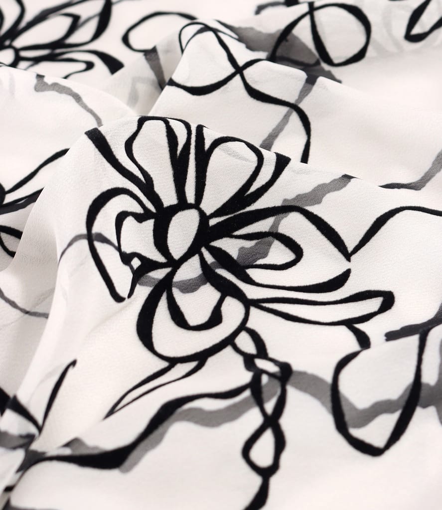 Bluza lejera din voal cu motive florale brocat cu catifea