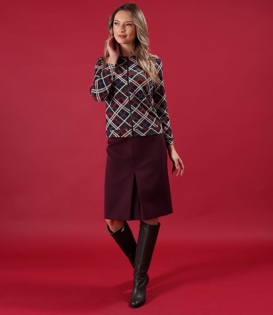 Bluza din jerse elastic gros cu cu fermoar pe fata si fusta evazata