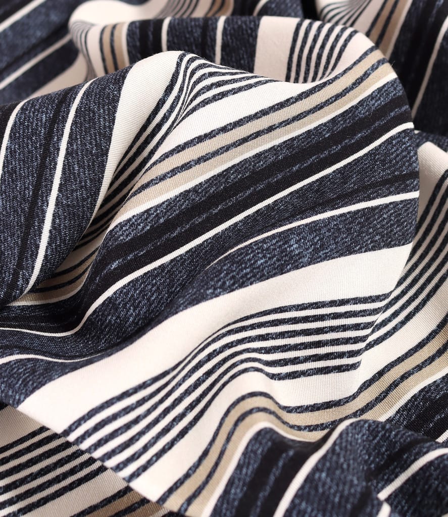 Rochie lunga din viscoza imprimata cu dungi