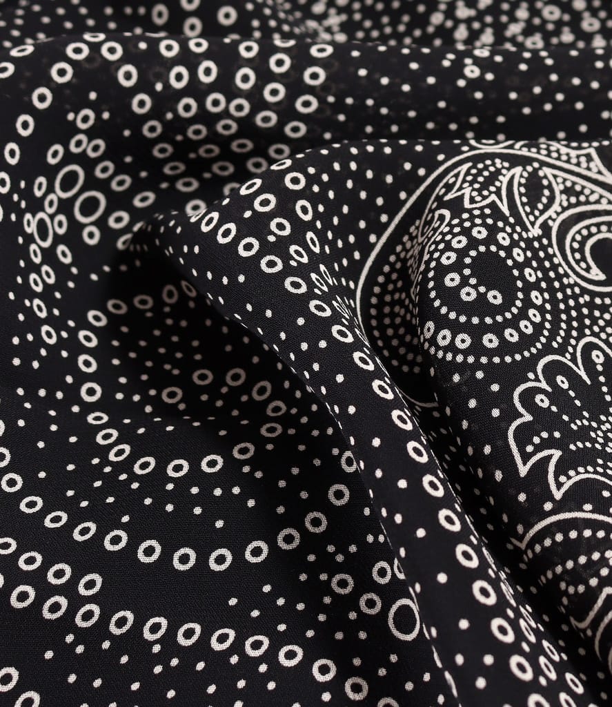 Fusta semiclos din viscoza imprimata cu motive florale