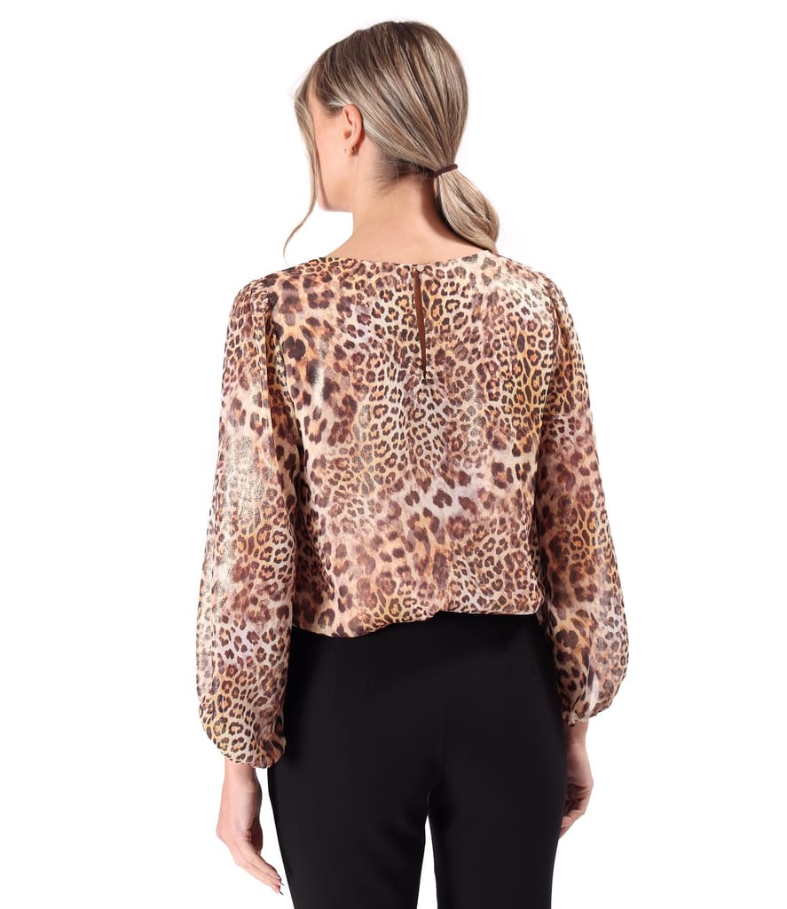Bluza cu falduri la decolteu din voal cu animal print si fir de lurex