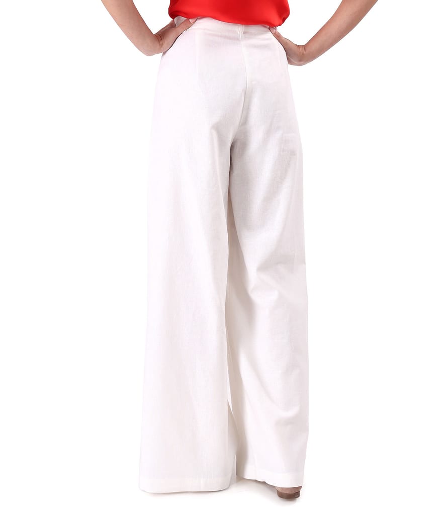 Pantaloni largi cu in