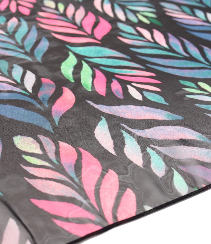 Esarfa din voal fin imprimat digital cu motive florale