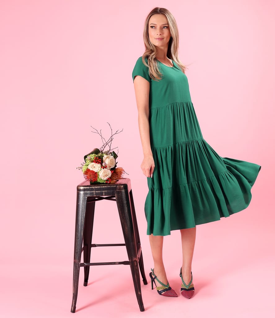 Rochie midi cu volane din viscoza usor creponata