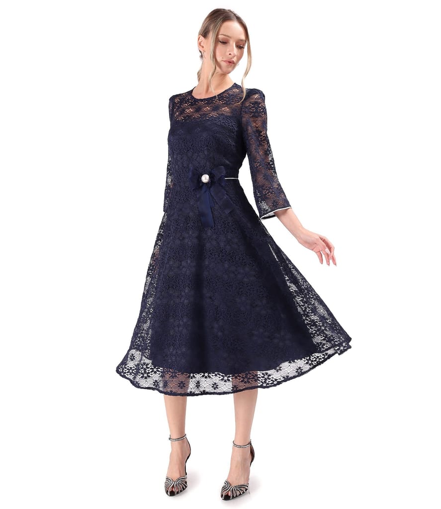 Rochie de ocazie din dantela cu motive florale