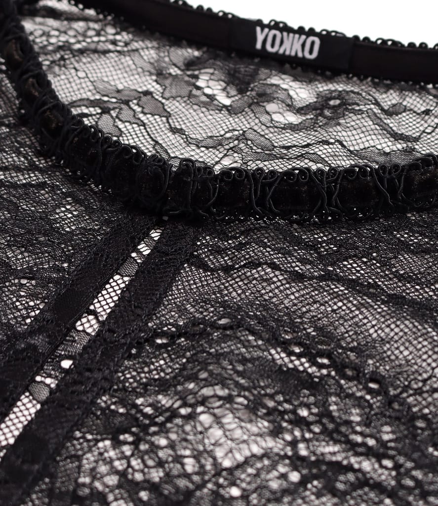 Bolero din dantela fina cu motive florale