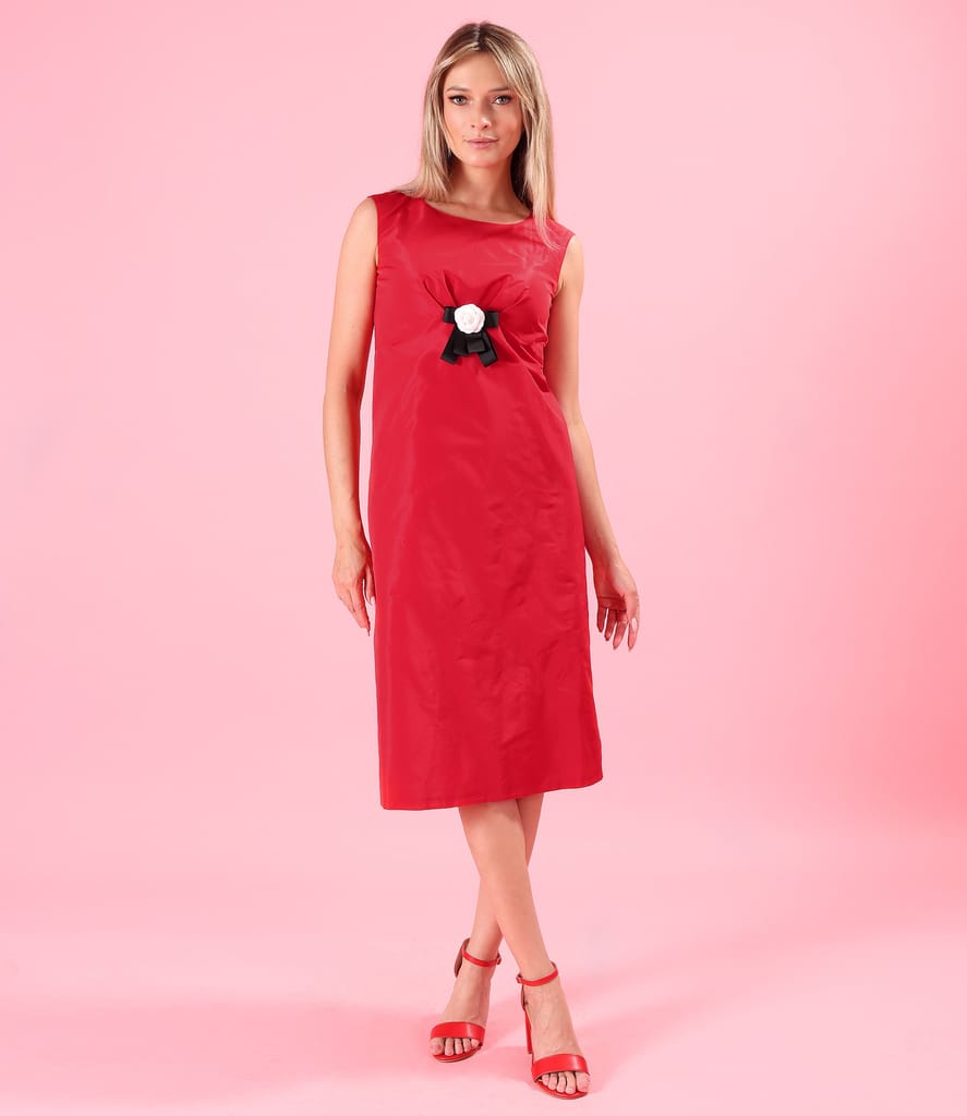 Rochie eleganta din tafta cu brosa detasabila in talie