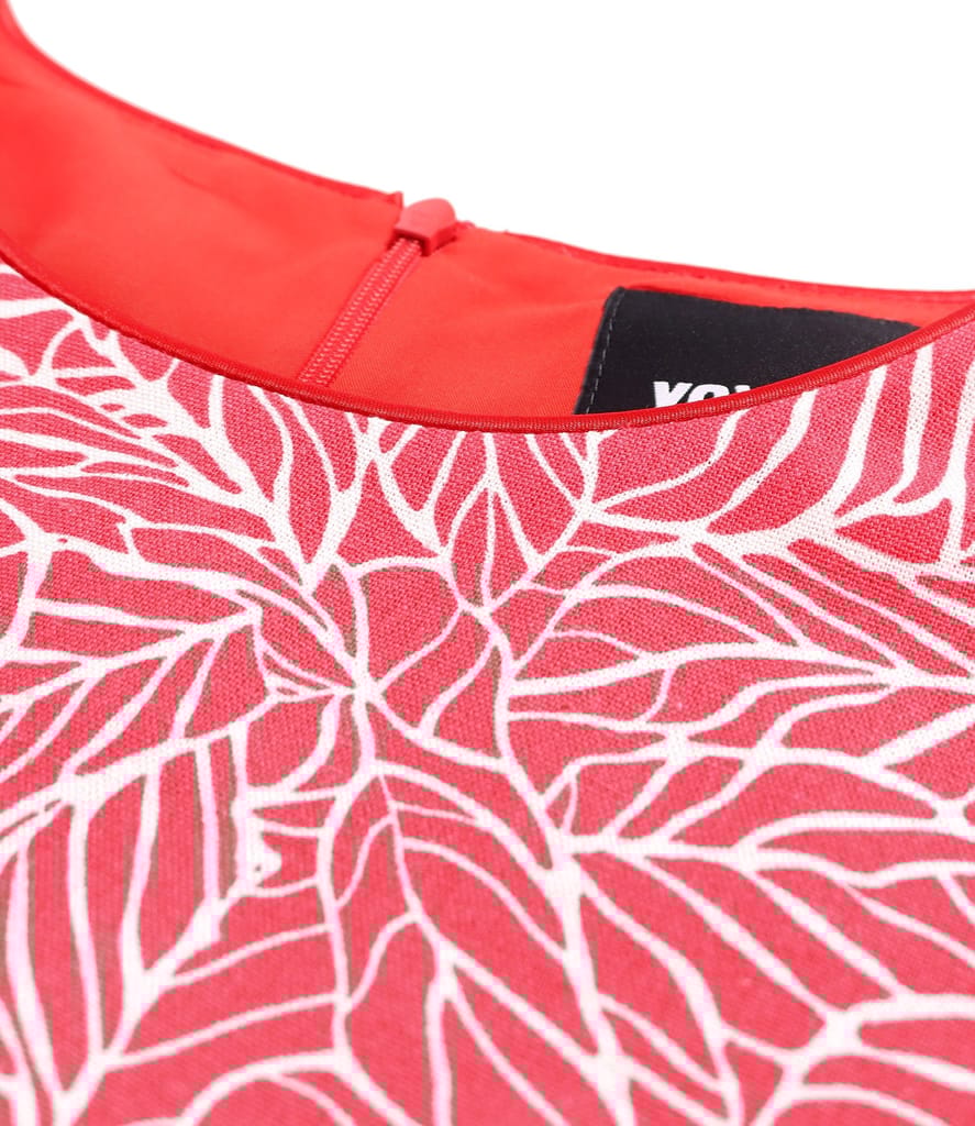 Rochie lejera cu in imprimata cu motive florale