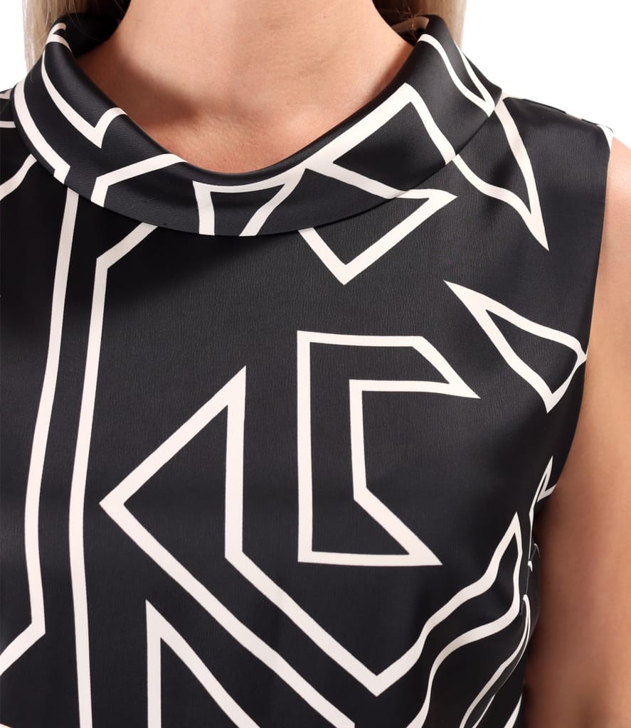 Rochie lejera din satin imprimat cu motive geometrice