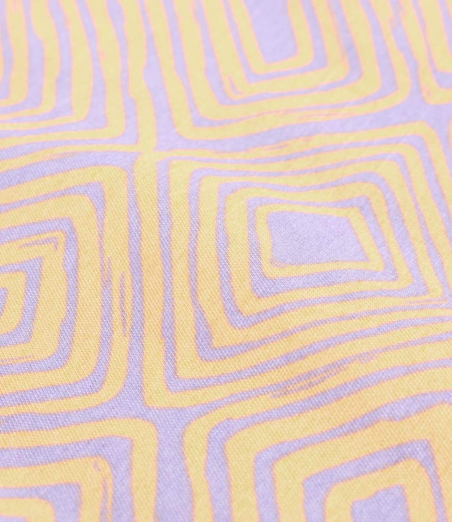 Rochie midi lejera imprimata cu motive geometrice