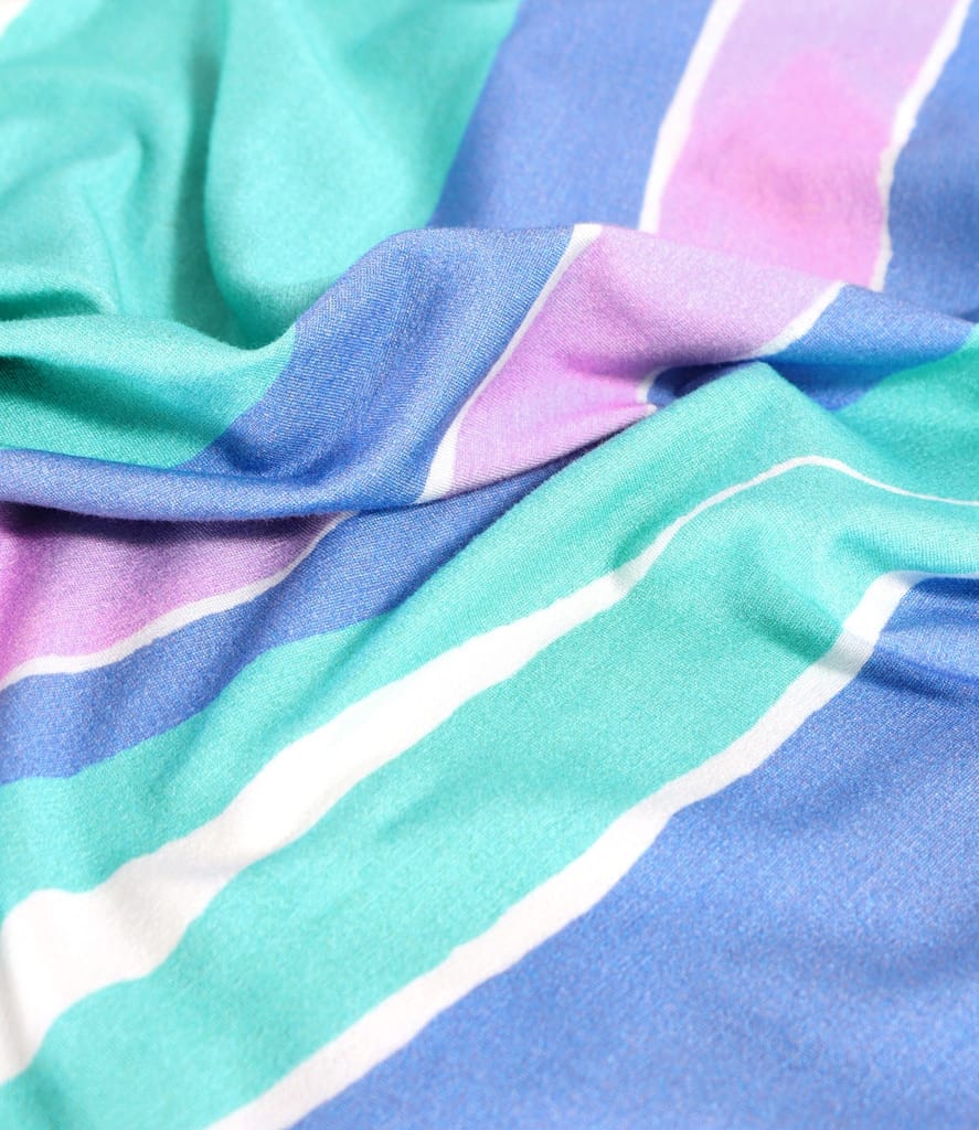 Bluza din jerse elastic imprimat digital cu dungi