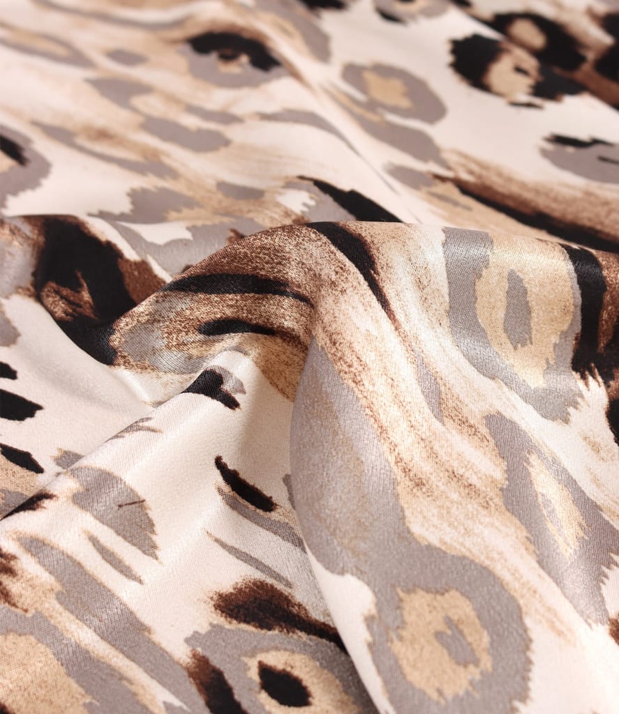 Bluza din viscoza satinata cu animal print