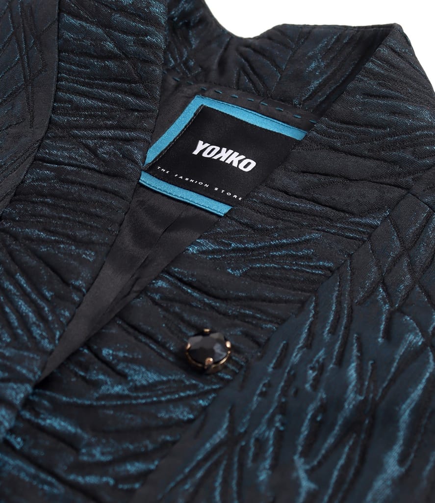 Jacheta oversize cu maneci 3/4 din brocart versatil