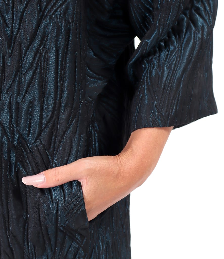 Jacheta oversize cu maneci 3/4 din brocart versatil