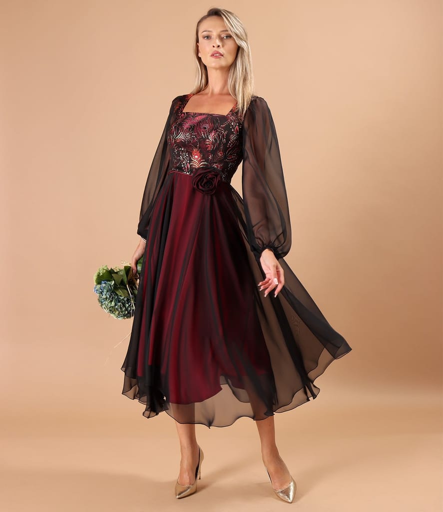 Rochie de seara midi cu bust din brocard cu fir metalic