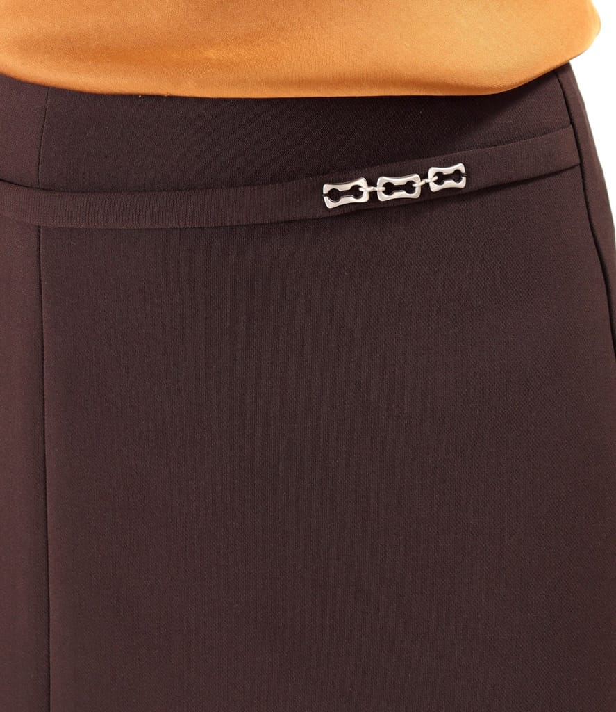 Fusta scurta evazata din stofa elastica cu viscoza