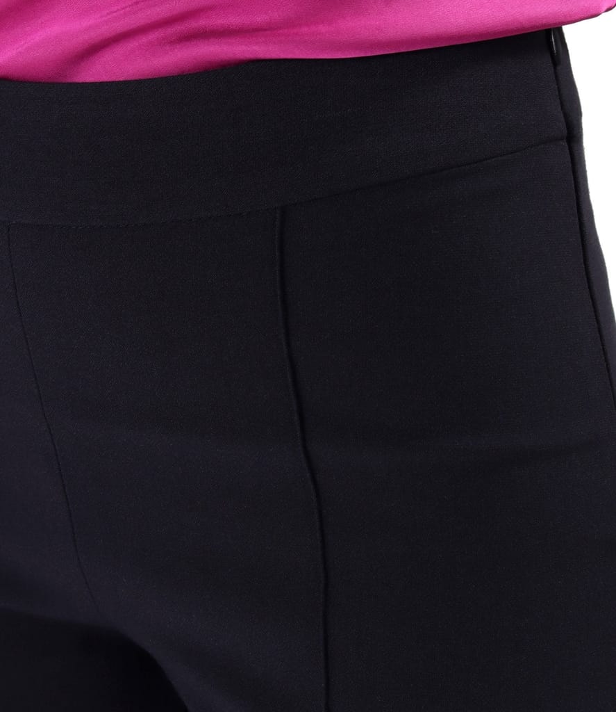 Pantaloni evazati din stofa elastica cu viscoza